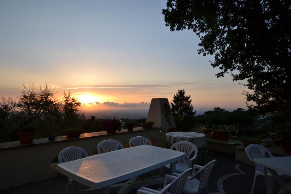 Al Pino B&B Grottaferrata Bagian luar foto